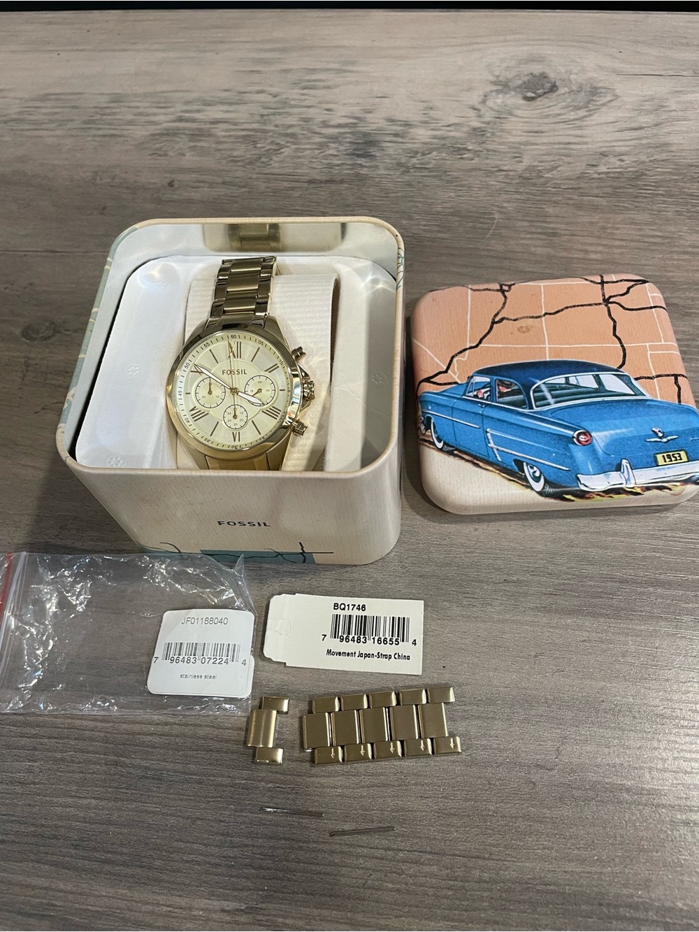 Fossil women’s Gold Tone Chronograph Watch with Matching Bracelet